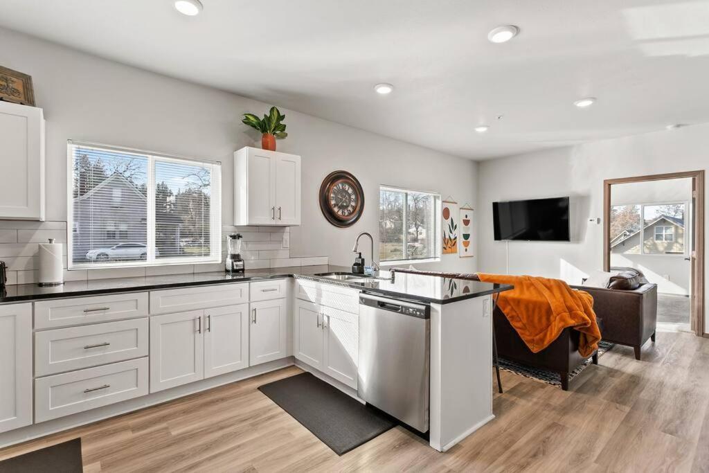 Brand New 2 Bed 2 Bath Near Perry District And Dt Daire Spokane Dış mekan fotoğraf